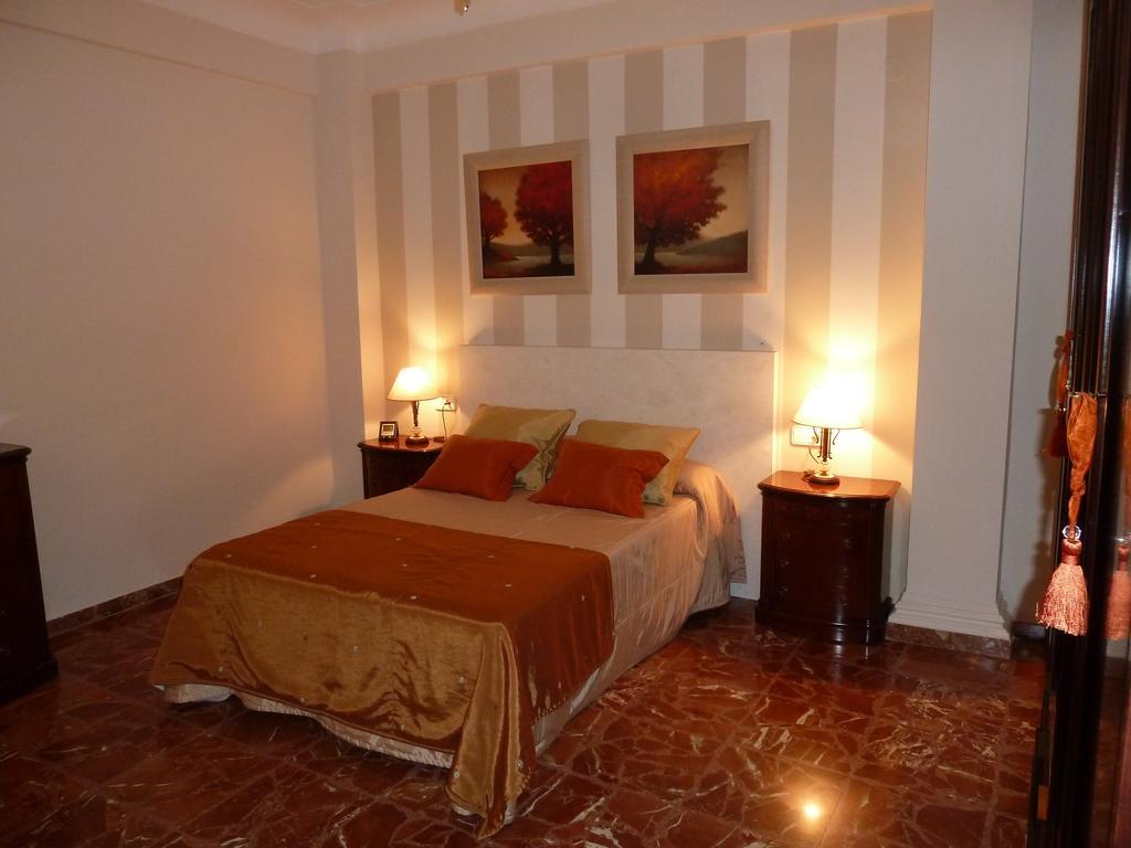 Piso Eduardo Lucena Apartment Кордоба Екстериор снимка