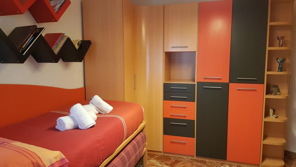 Piso Eduardo Lucena Apartment Кордоба Екстериор снимка