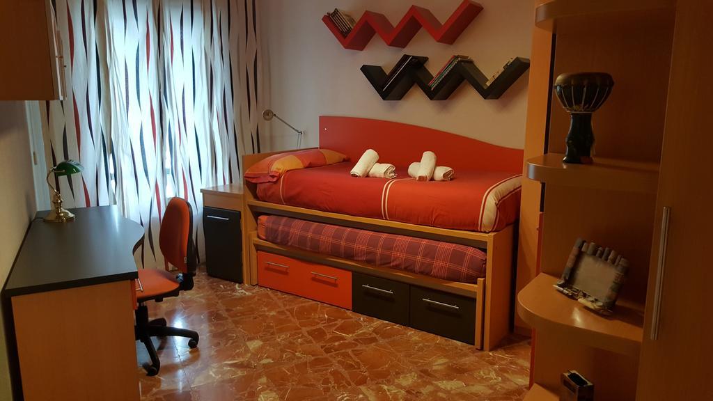 Piso Eduardo Lucena Apartment Кордоба Екстериор снимка